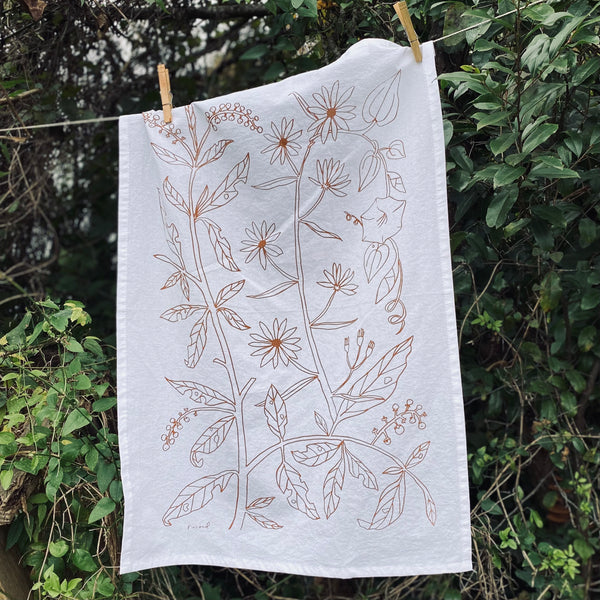 R.Wood Tea Towel | Chestnut